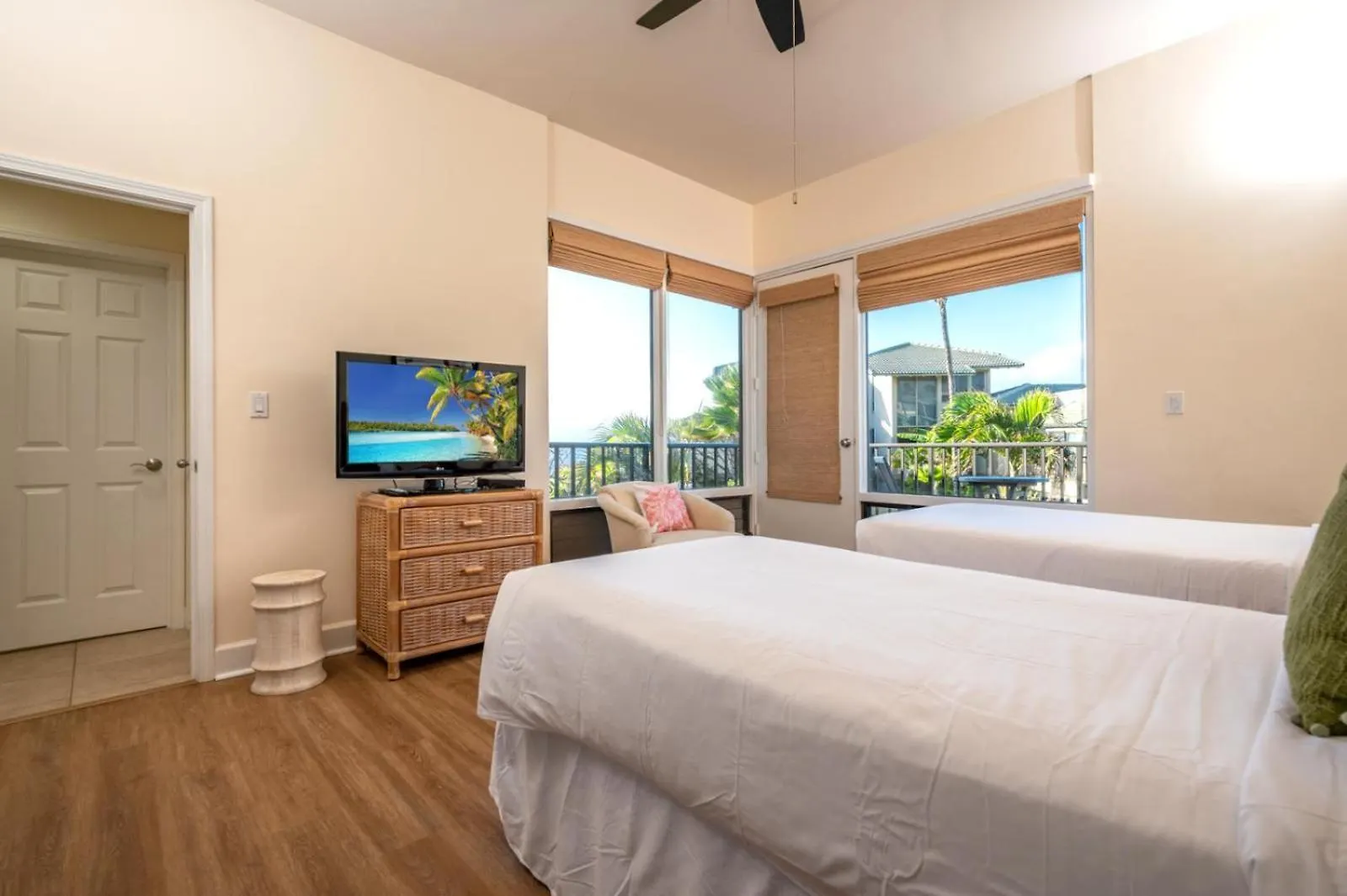 Kbm Resorts Free Car Kapalua Bay Villa Kbv-37B3 Beautifully Remodeled Ocean View Apartment